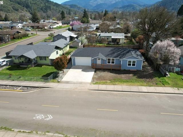 House for sale in Oregonia