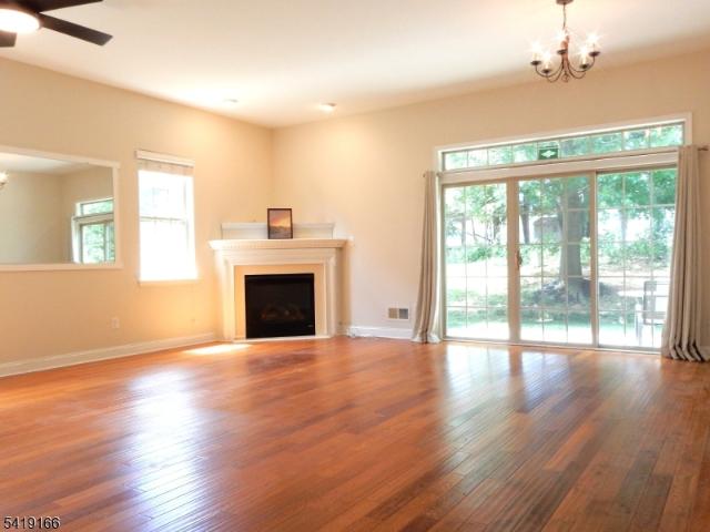 Townhouse for sale in Stewartsville, New Jersey