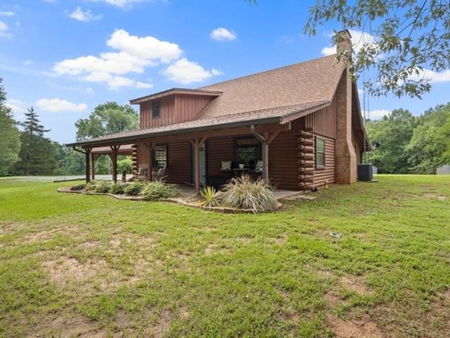 House for sale in Titus, Texas