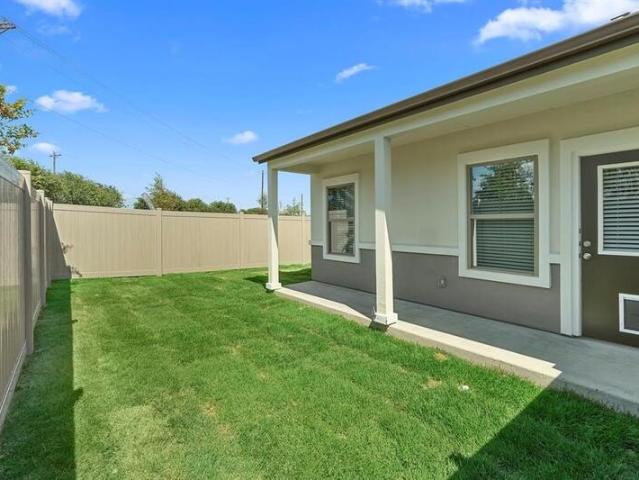 Duplex for rent in Little Elm