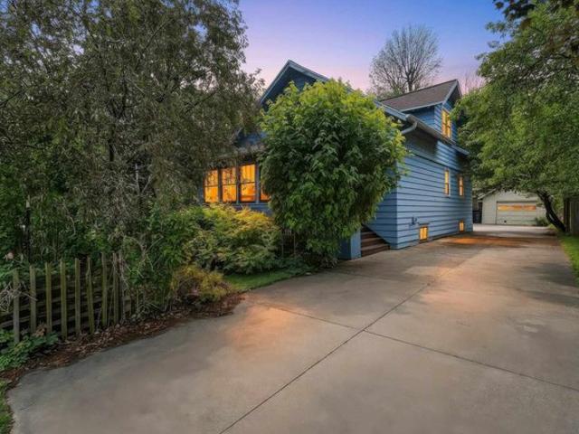 House for sale in Neenah, Wisconsin