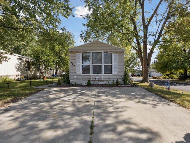 House for sale in Four Seasons Mobile Home Park, Belvidere