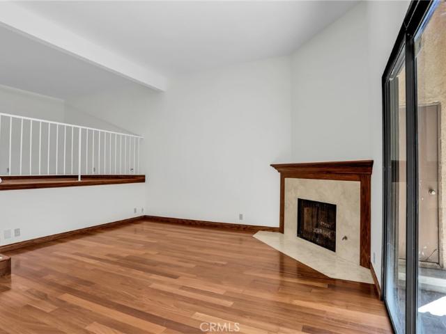 Townhouse for sale in Costa Mesa