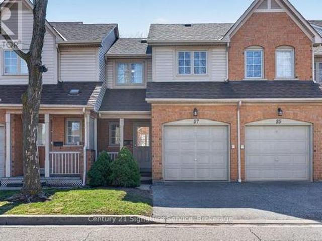Townhouse for sale in Mississauga, Ontario