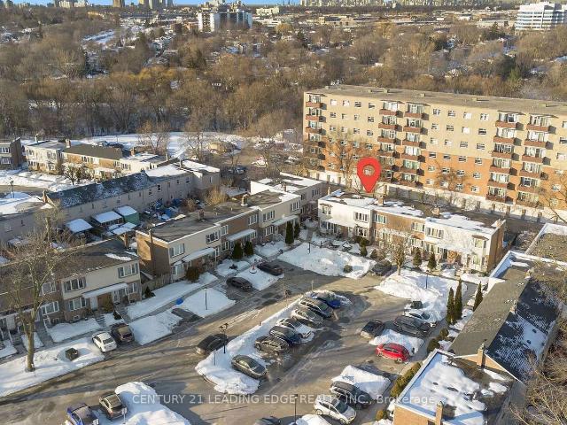 Townhouse for sale in Woburn, Ontario