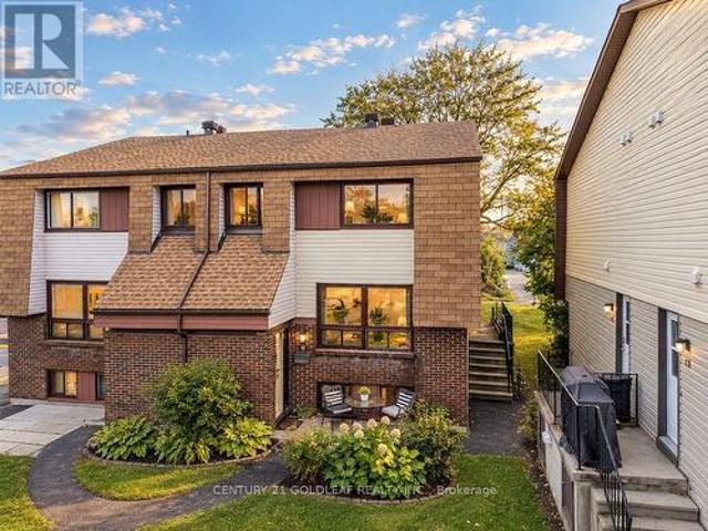 Townhouse for sale in Knoxdale-Merivale, Ottawa