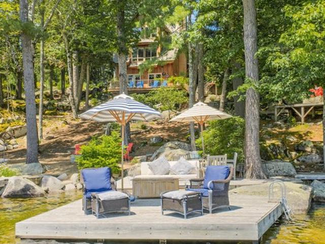House for sale in Raymond, Maine