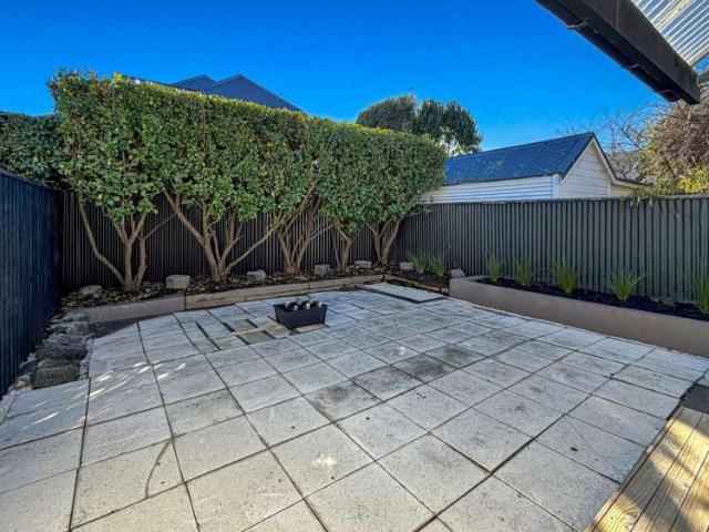 Townhouse for rent in Merivale, Canterbury
