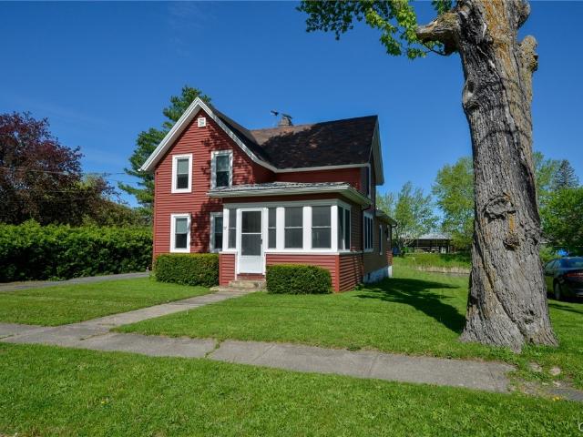 House for sale in Alexandria Bay, New York