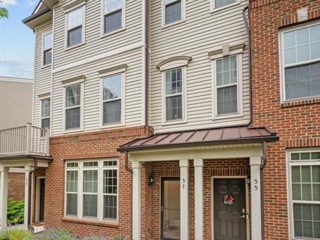 Townhouse for sale in Wood Ridge