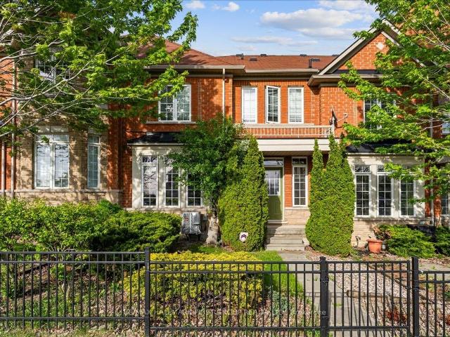 Townhouse for sale in Woburn, Ontario
