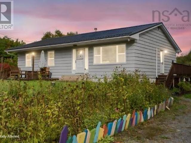 House for sale in Whites Lake, Halifax County