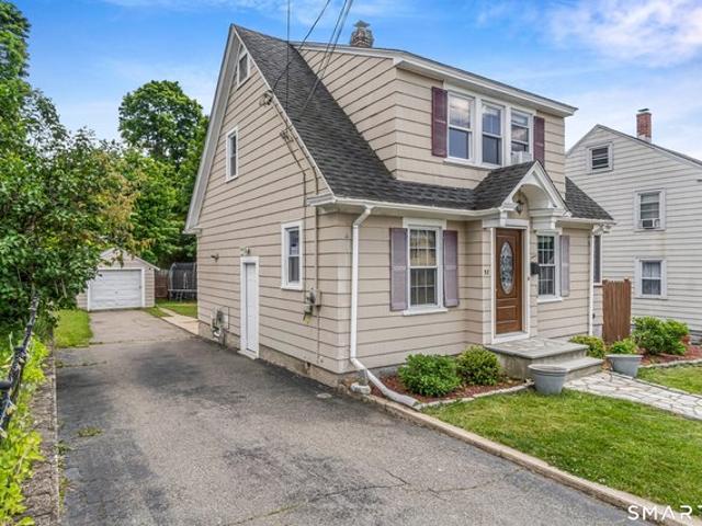 House for sale in Naugatuck, Connecticut