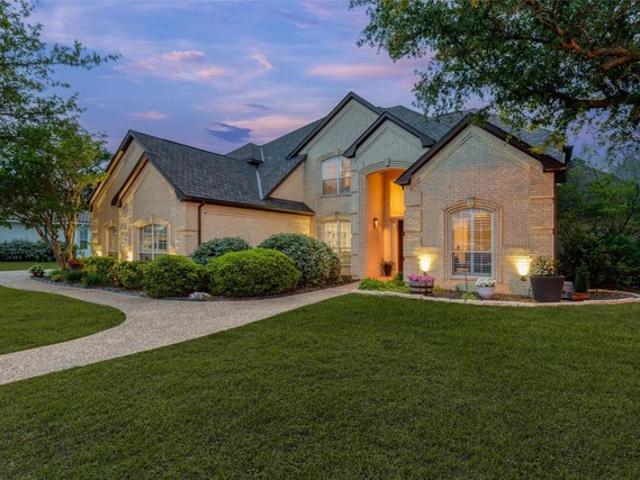 House for sale in Pottsboro, Texas