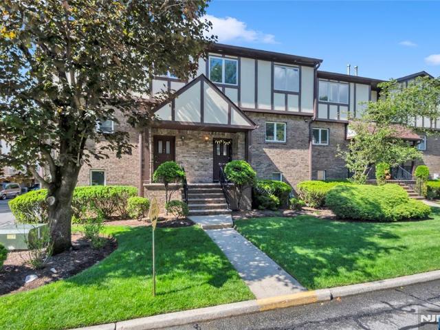 Townhouse for sale in New Milford