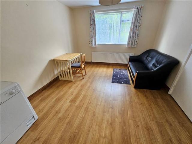 House to rent in Moneygold, Connacht