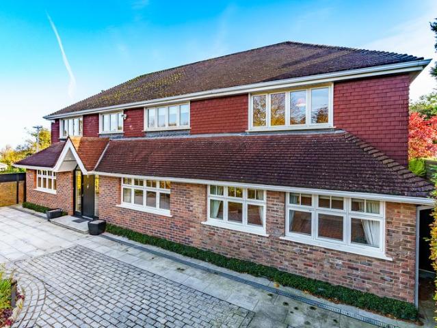 House to rent in Blackrock