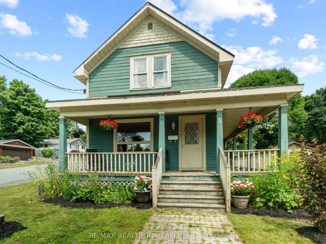 House for sale in Parry Sound, Ontario