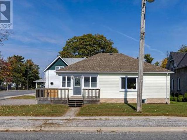 House for sale in Parry Sound, Ontario