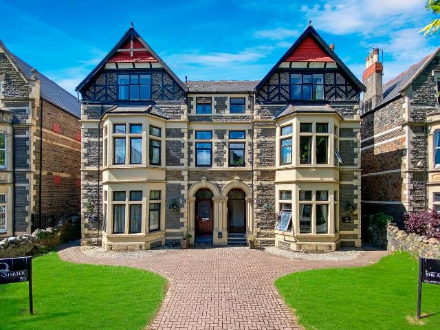 Apartment for rent in Falcon Lodge, Wales