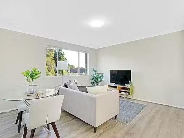 Apartment for rent in Jolimont, Western Australia