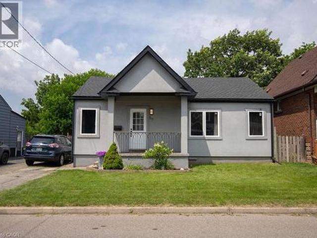 House for rent in Ancaster, Ontario