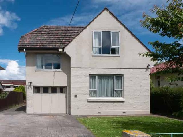 Property for rent in Otakou