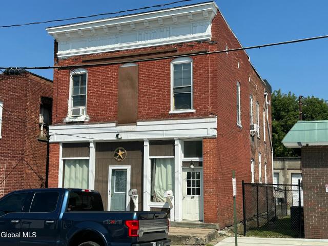 House for sale in Hoosick, New York