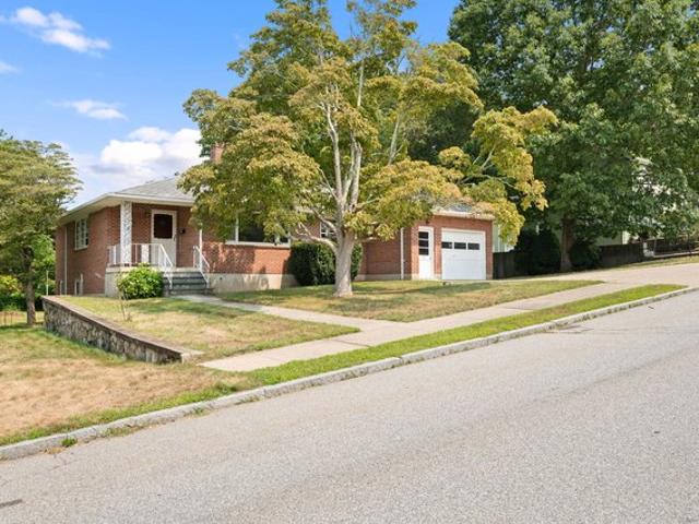 House for sale in New London, Connecticut