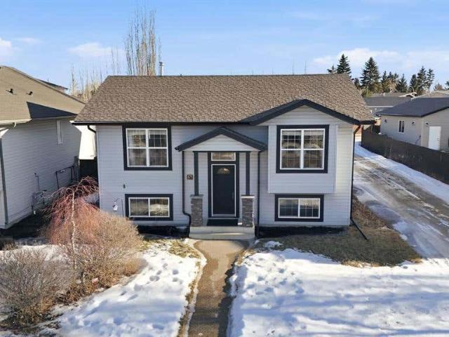 House for sale in Lacombe, Alberta