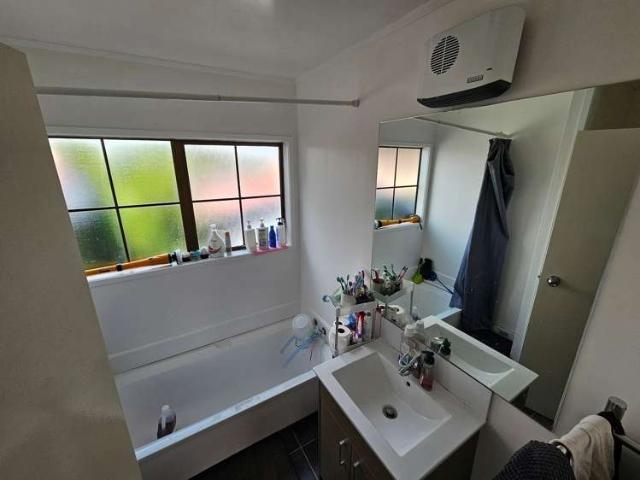 House for rent in Howick, Oroua County