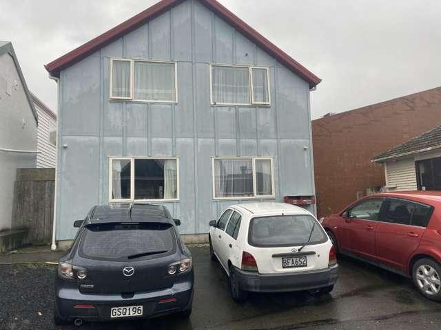 Property for rent in Otakou