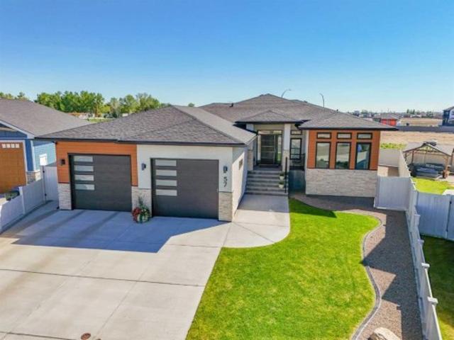 House for sale in Medicine Hat