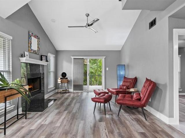 Condo for sale in Friendswood, Texas