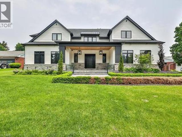 House for sale in Streetsville, Mississauga