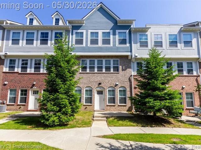 Townhouse for sale in Troy, Michigan