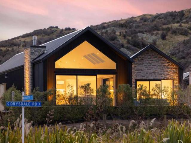 House for sale in Otakou
