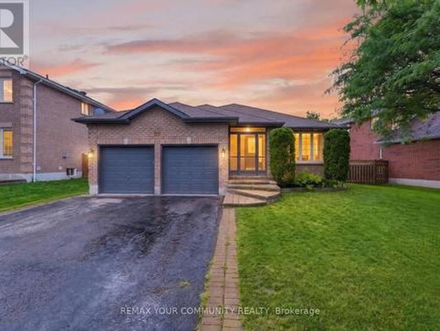 House for sale in Barrie, Ontario