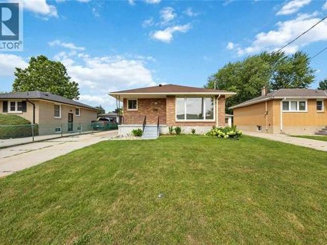 Property for sale in Brights Grove, Ontario