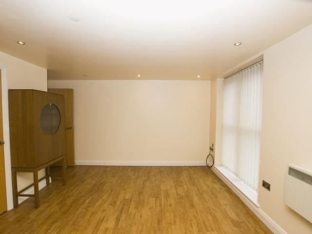 Apartment for rent in London Borough of Lewisham, Ladywell