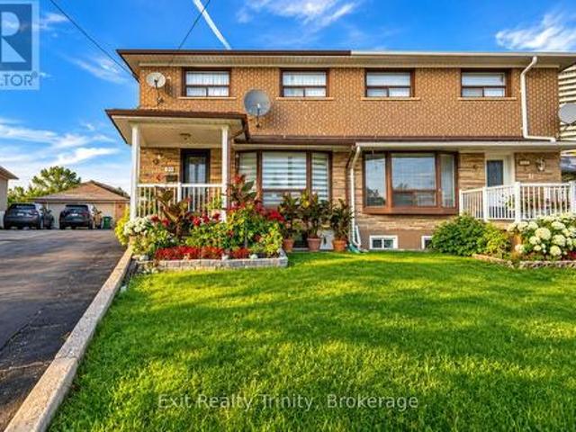 House for sale in Humber River—Black Creek, Toronto