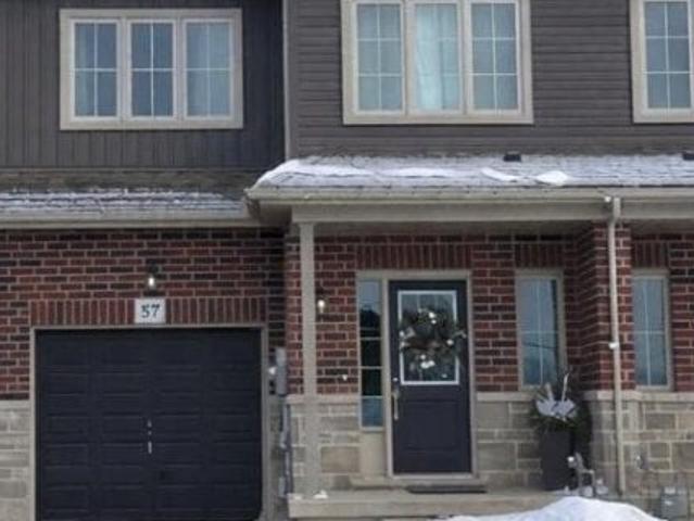 Townhouse for sale in Ancaster, Ontario