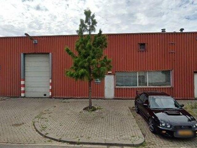 Bedrijfspand te huur in Roelofarendsveen, Zuid Holland