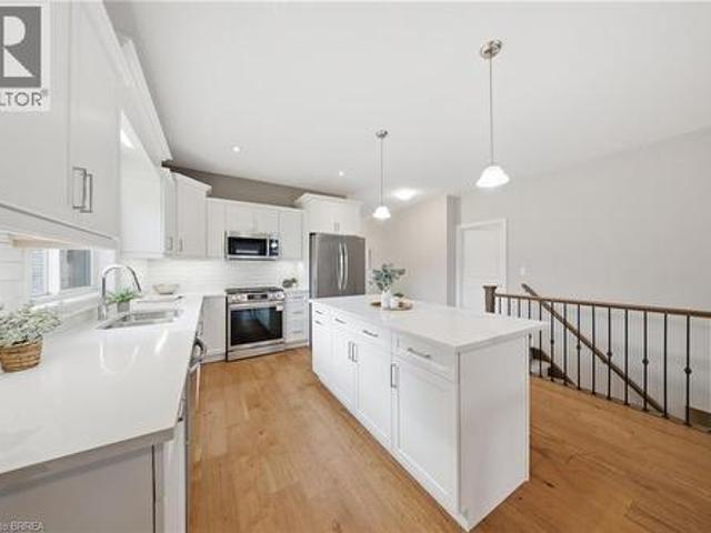 House for sale in Jarvis, Ontario