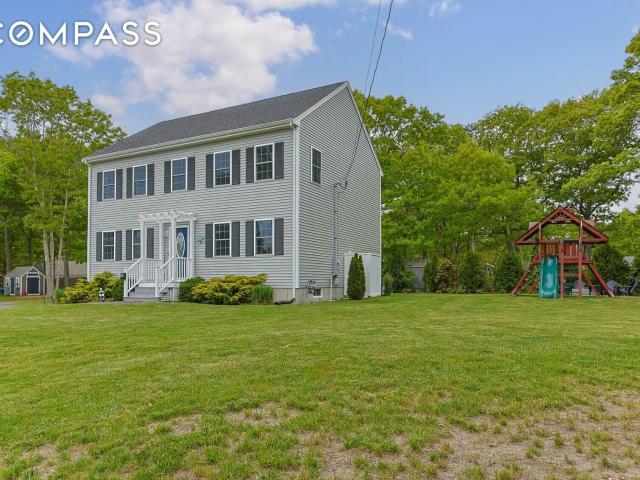 House for sale in South Yarmouth