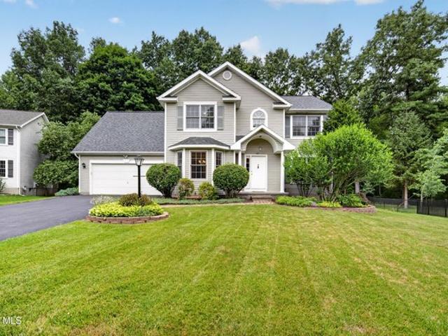 House for sale in Saratoga, New York