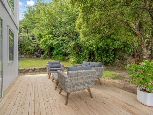 House for sale in Days Bay, Wellington