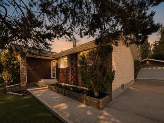 House for sale in Alberta