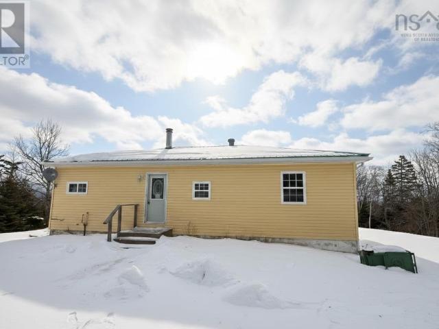 House for sale in Parrsboro, Nova Scotia