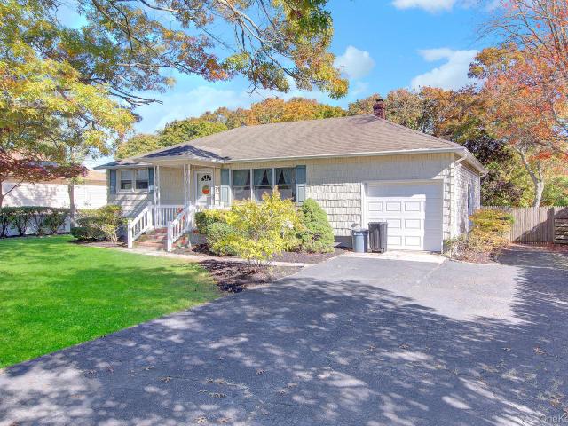 House for sale in East Patchogue, Town of Brookhaven